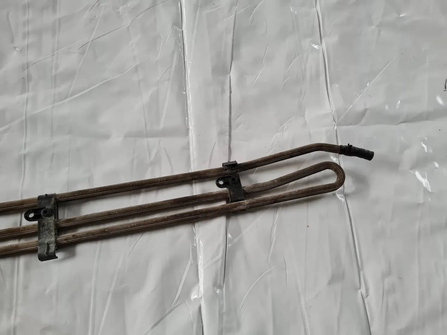 Degvielas dzēsēšanas radiators AUDI A6 2008 - foto 5