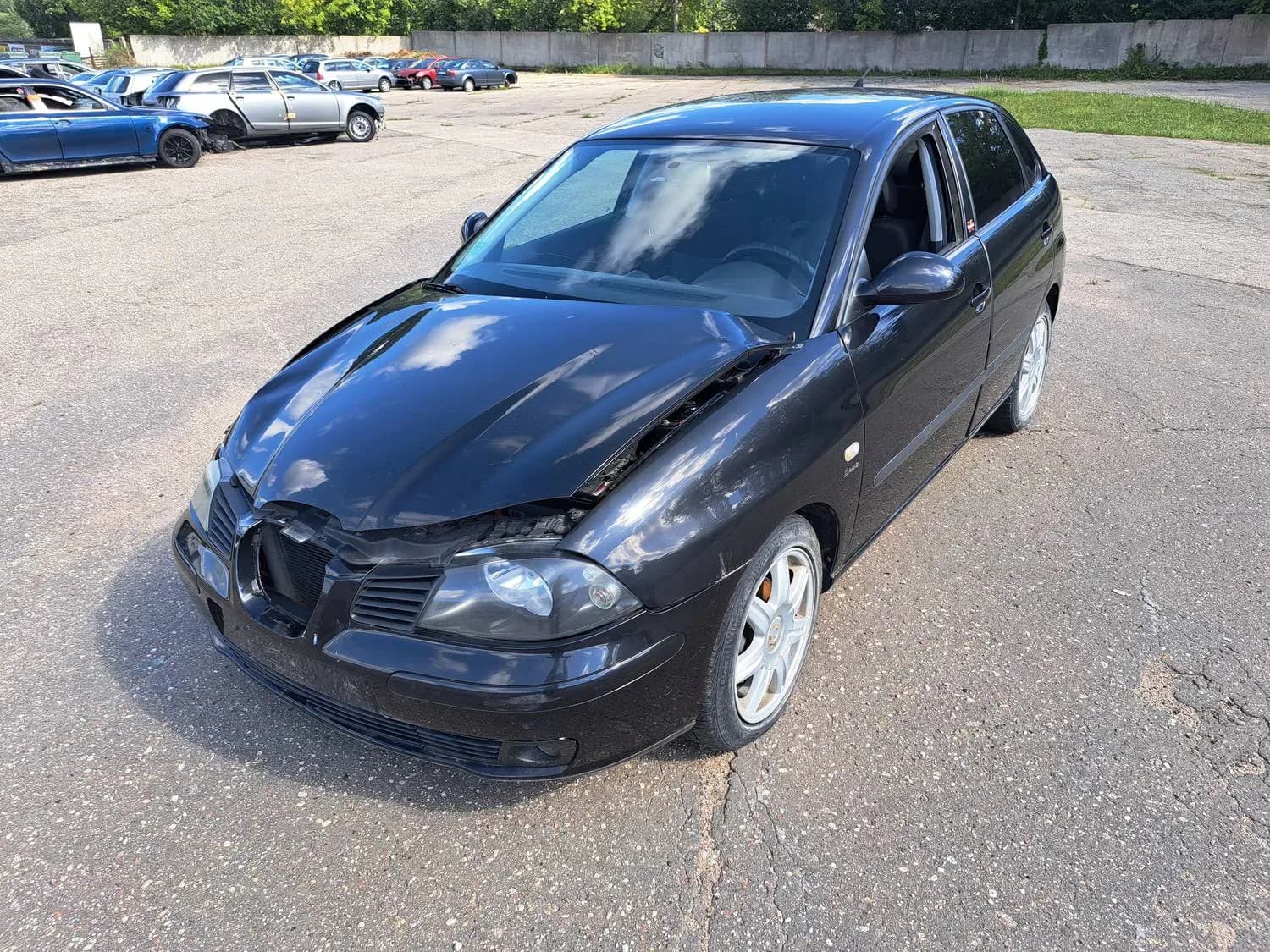 Foto izjauktais auto 3