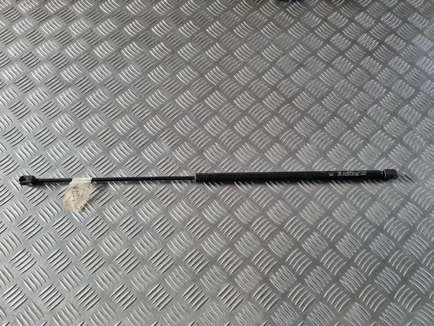 Pārsega amortizators AUDI A6 2008