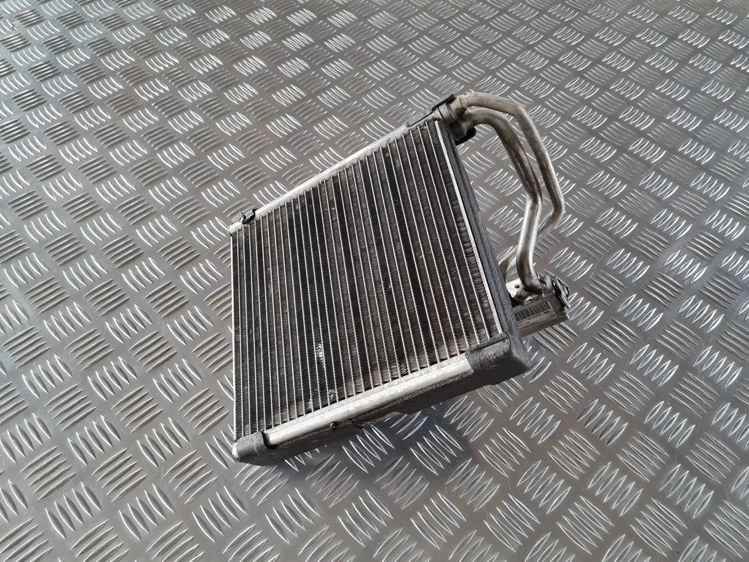 Gaisa kondicionēšanas radiators salonā RENAULT SCENIC III 2011 - foto 4