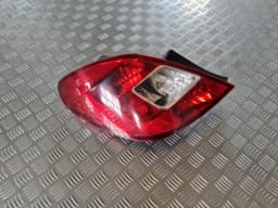 Aizmugurējais kreisais lukturis OPEL CORSA 2011