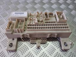 Drošinātāju bloks FORD FOCUS 2006