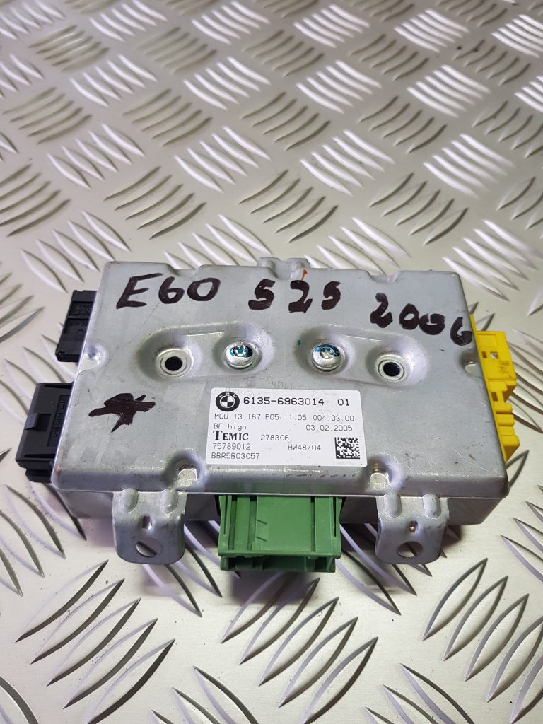 Priekšējo labo durvju vadības bloks priekš BMW 525 E60 2006 BLACK 1 Priekšējo labo durvju vadības bloks priekš BMW 525 E60 2006 BLACK