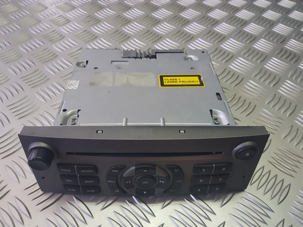 CD/DVD/Navigācijas bloks priekš PEUGEOT 407 2004 1 CD/DVD/Navigācijas bloks priekš PEUGEOT 407 2004