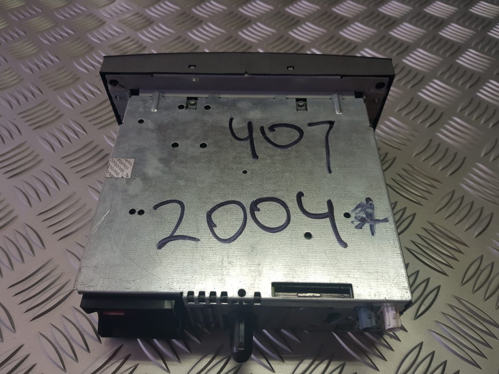 CD/DVD/Navigācijas bloks priekš PEUGEOT 407 2004 2 CD/DVD/Navigācijas bloks priekš PEUGEOT 407 2004