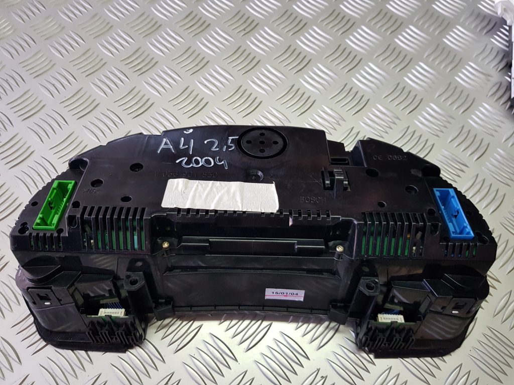 Spidometrs priekš AUDI A4 AVANT 2004 2 Spidometrs priekš AUDI A4 AVANT 2004