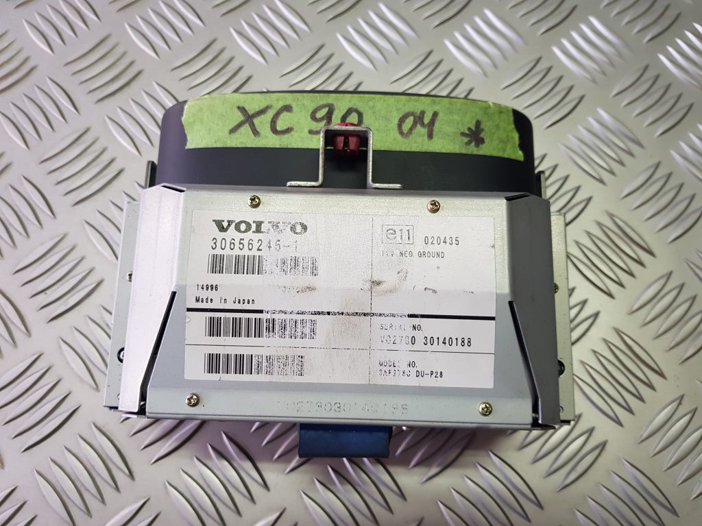 Displejs priekš VOLVO XC90 2004 1 Displejs priekš VOLVO XC90 2004