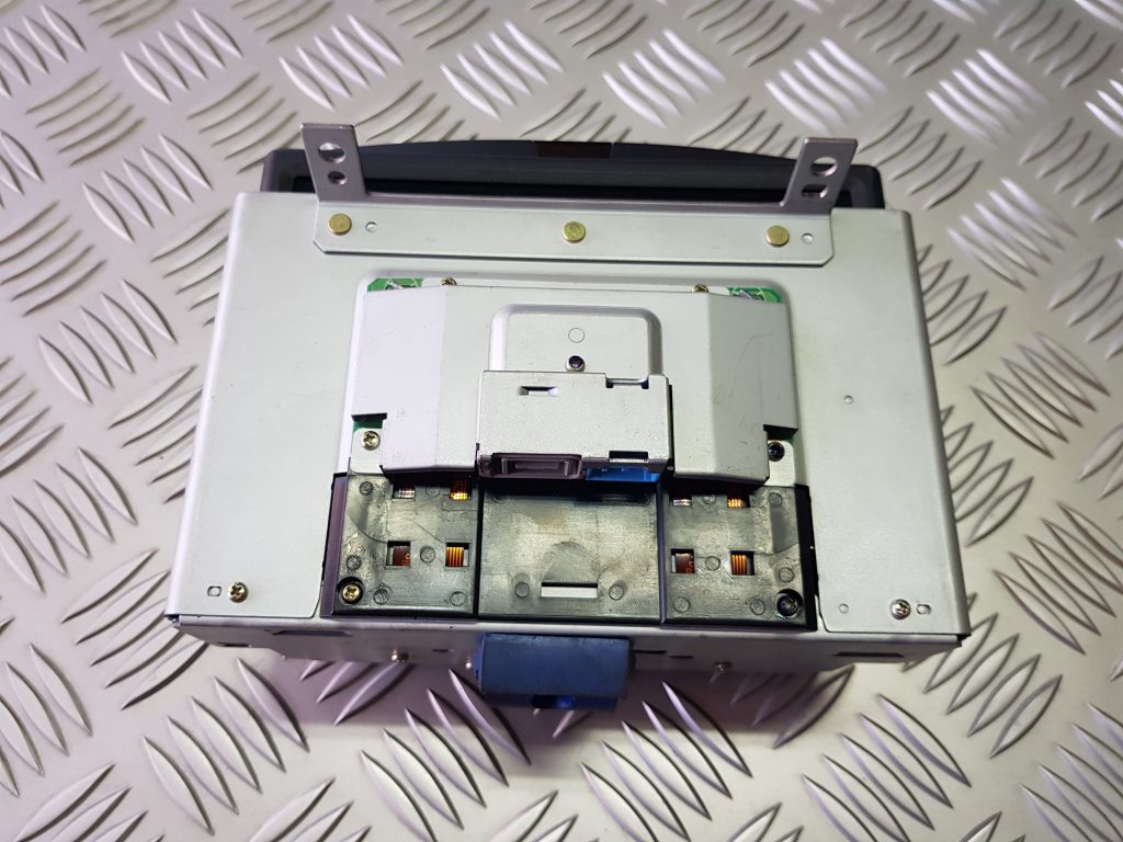 Displejs priekš VOLVO XC90 2004 2 Displejs priekš VOLVO XC90 2004