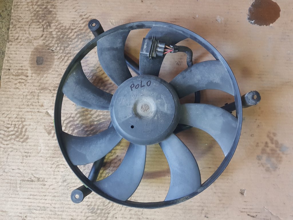 Dzesēšanas radiatora ventilators priekš VW POLO 2005 1 Dzesēšanas radiatora ventilators priekš VW POLO 2005
