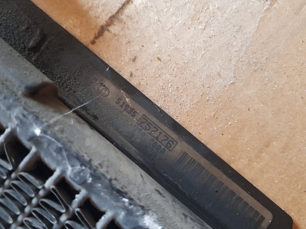 Gaisa kondicioniera radiators priekš VOLVO V70 1997 3 Gaisa kondicioniera radiators priekš VOLVO V70 1997