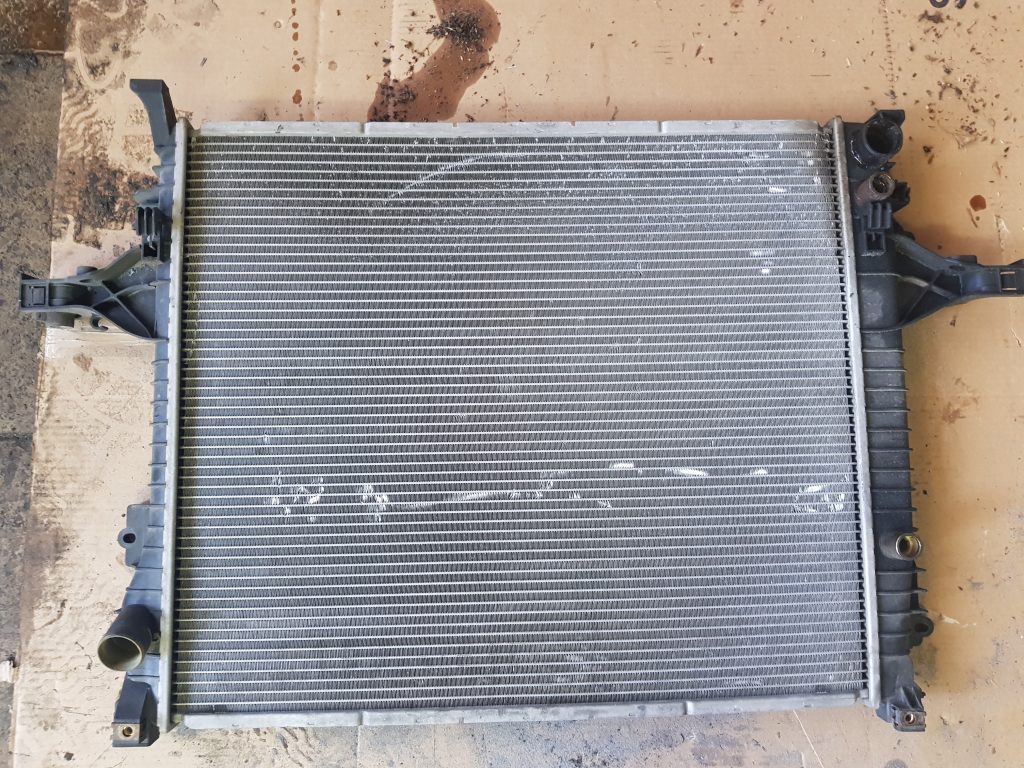 2004 volvo store xc90 radiator