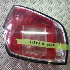 Aizmugurējais labais lukturis priekš OPEL ASTRA H STATION WAGON 2007