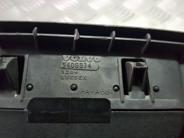 Auto detaļa priekš VOLVO V70 2003 GREY
