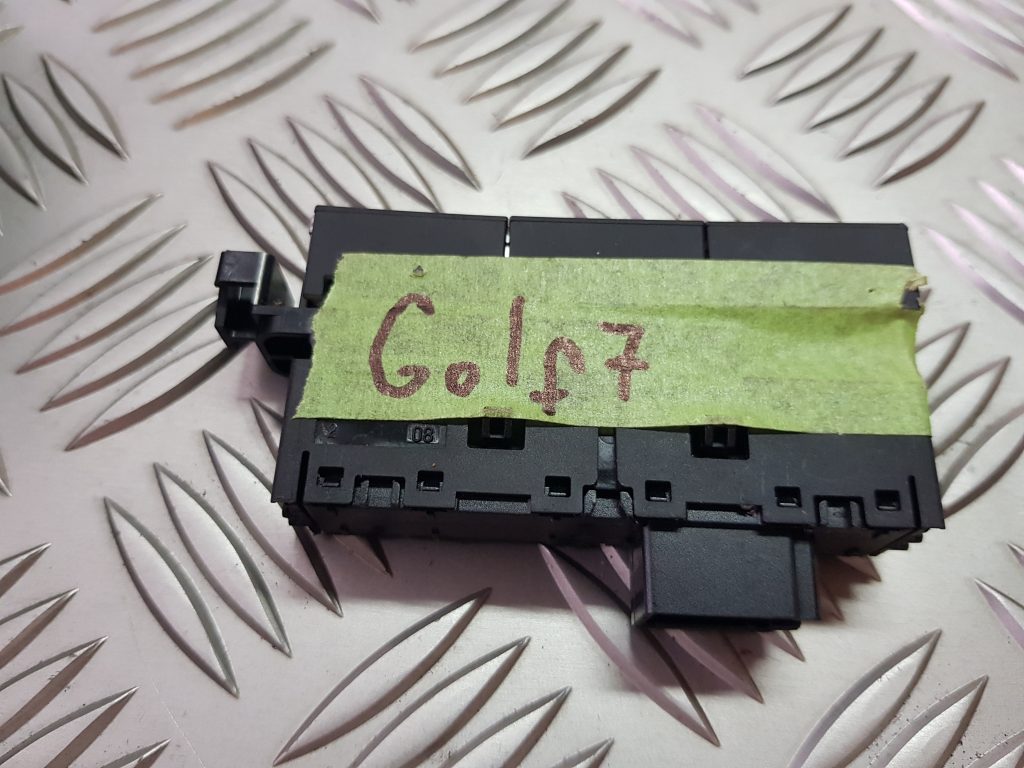 START/STOP režīma deaktivizēšanas poga priekš VW GOLF 2014 3 START/STOP režīma deaktivizēšanas poga priekš VW GOLF 2014