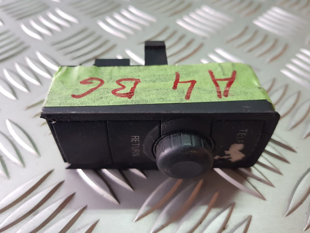 Multimēdijas vadības bloks priekš AUDI A4 AVANT 2004 1 Multimēdijas vadības bloks priekš AUDI A4 AVANT 2004