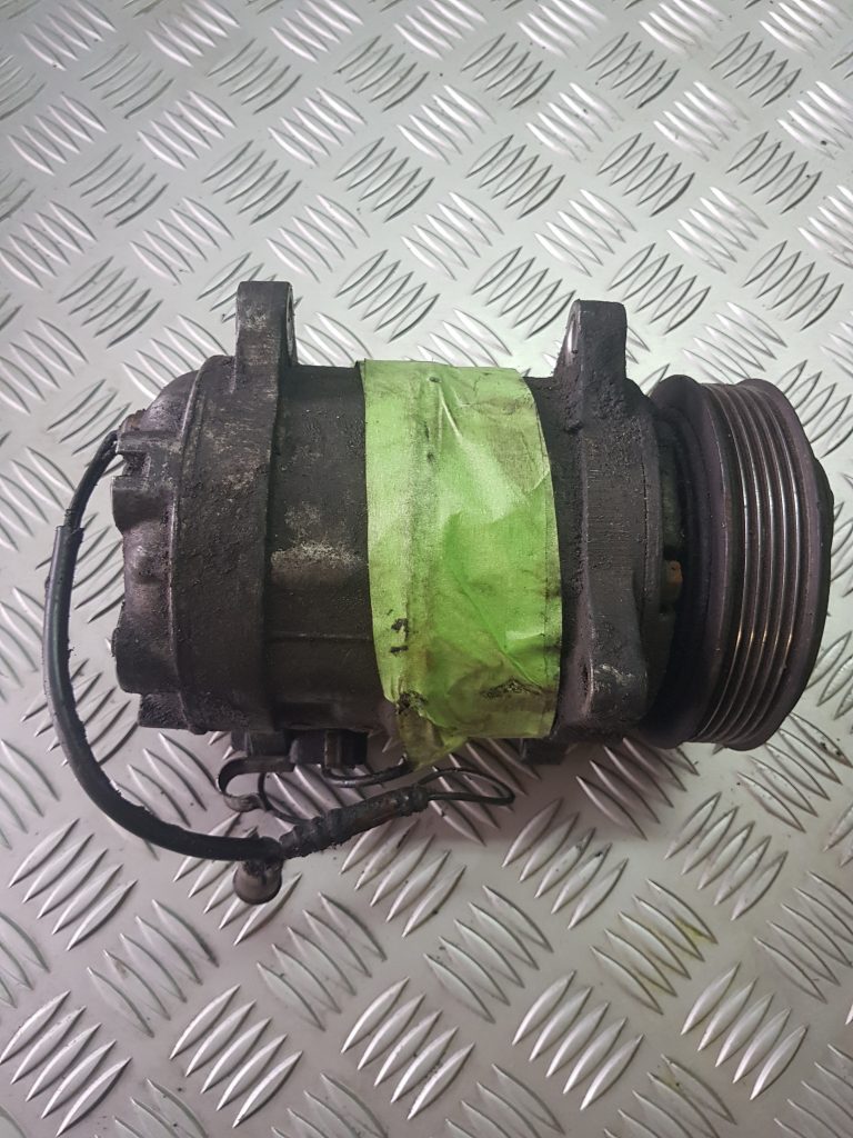 Gaisa kondicioniera kompresors priekš VOLVO V70 1997 2 Gaisa kondicioniera kompresors priekš VOLVO V70 1997