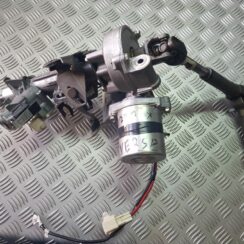 Stūres statne priekš TOYOTA VERSO 2012