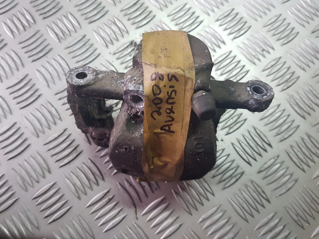 Aizmugurējais labais suports priekš TOYOTA AVENSIS 2008 1 Aizmugurējais labais suports priekš TOYOTA AVENSIS 2008