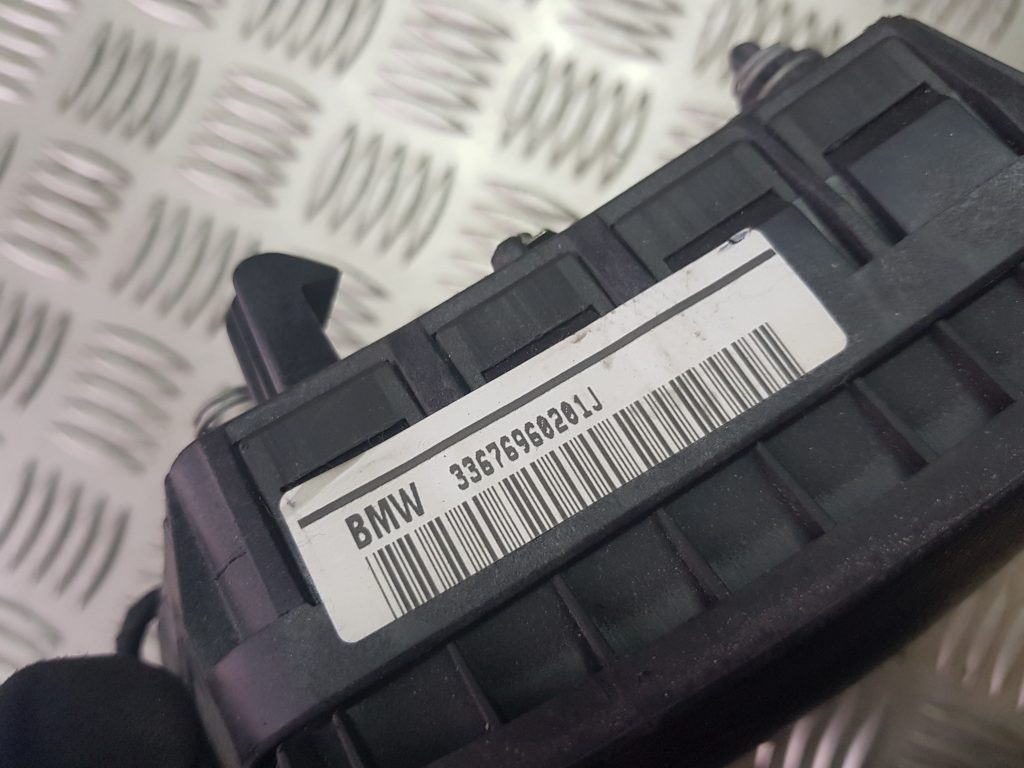 Stūres drošības spilvens priekš BMW 525 E60 2006 BLACK 3 Stūres drošības spilvens priekš BMW 525 E60 2006 BLACK