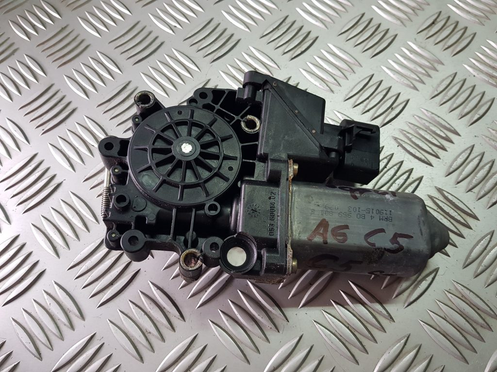 Elektrisko stiklu motors priekš AUDI A6 AVANT 2003 2 Elektrisko stiklu motors priekš AUDI A6 AVANT 2003