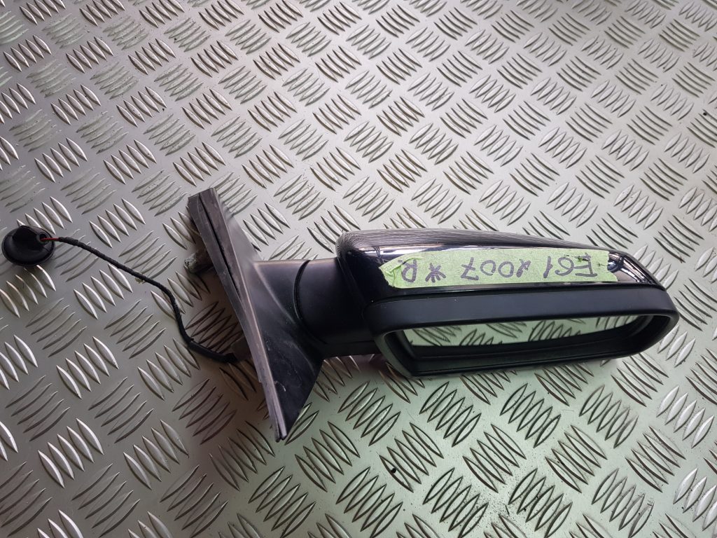 Ārējais spogulis, pa labi priekš BMW 525D E61 2007 TOURING BLACK 1 Ārējais spogulis, pa labi priekš BMW 525D E61 2007 TOURING BLACK