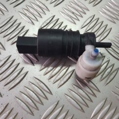 Mazgātāja šķidruma sūknis priekš VW PASSAT B6 2006 ANGL. UNIVERSAL