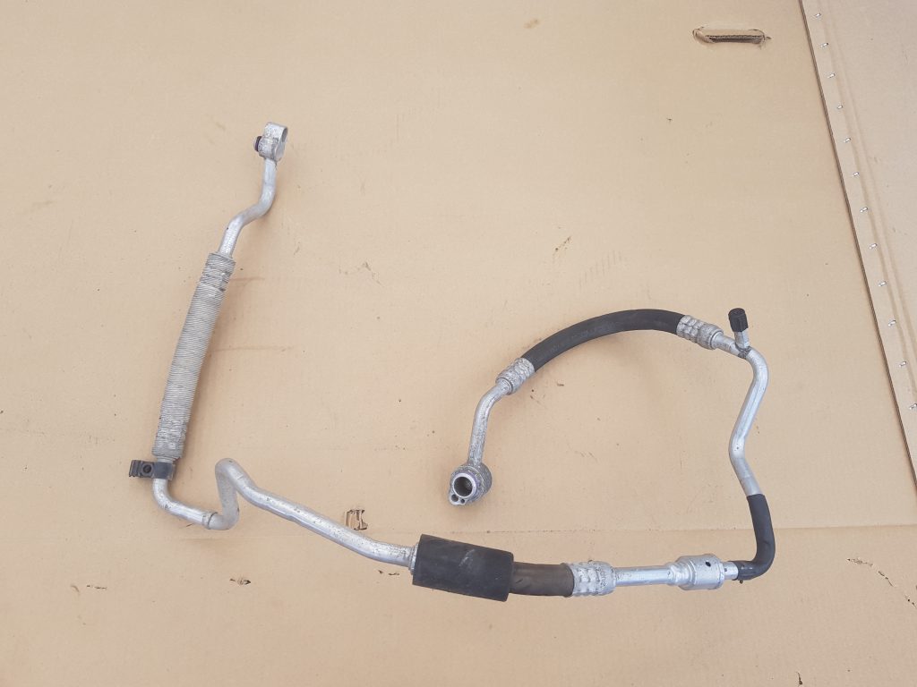 Gaisa kondicioniera galvenā caurule priekš VW POLO 2005 1 Gaisa kondicioniera galvenā caurule priekš VW POLO 2005