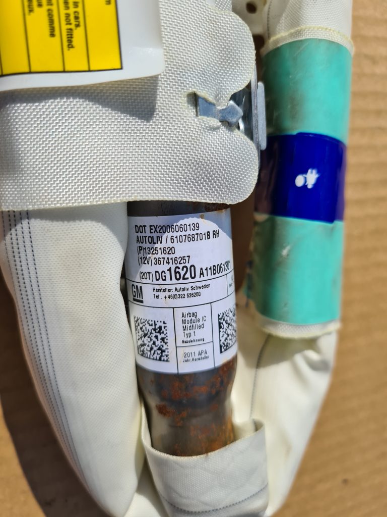 Griestu drošības spilvens, pa labi priekš OPEL ASTRA J 2011 2 Griestu drošības spilvens, pa labi priekš OPEL ASTRA J 2011