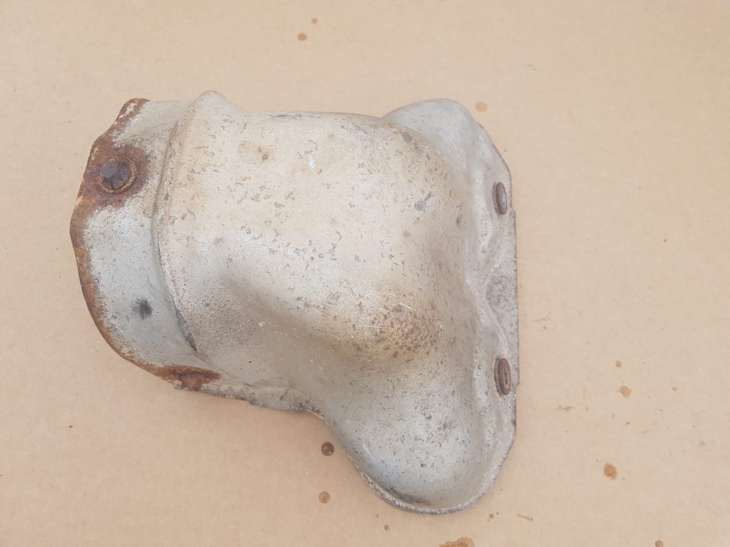 Karstuma aizsargs (mazs) priekš OPEL INSIGNIA SPORTS TOURER 2010 2 Karstuma aizsargs (mazs) priekš OPEL INSIGNIA SPORTS TOURER 2010