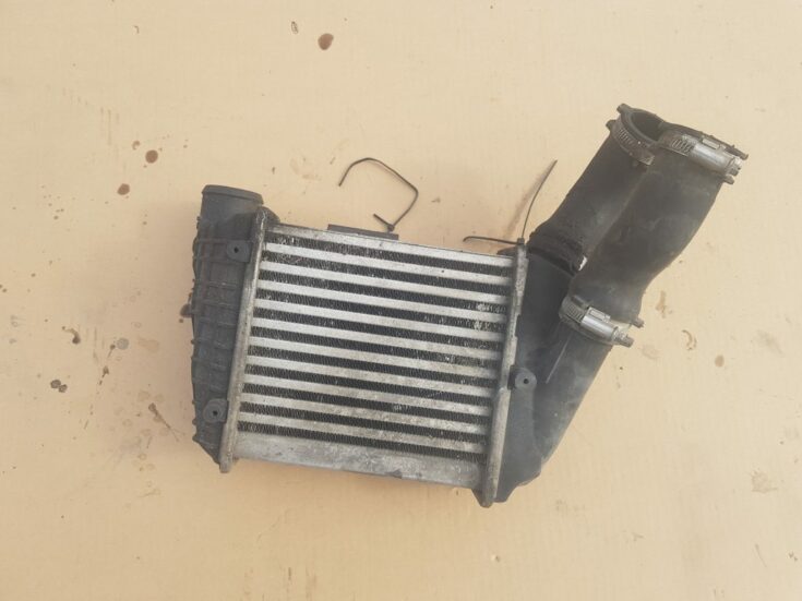 Auto detaļa priekš AUDI A4 2005