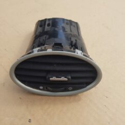 Mērinstrumentu paneļa gaisa vads, centrā priekš FORD FOCUS 2006