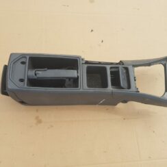 Centrālās konsoles apdares lielākā daļa priekš VOLVO XC70 2004