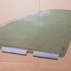 Priekšējo kreiso durvju stikls priekš VOLVO XC90 2004