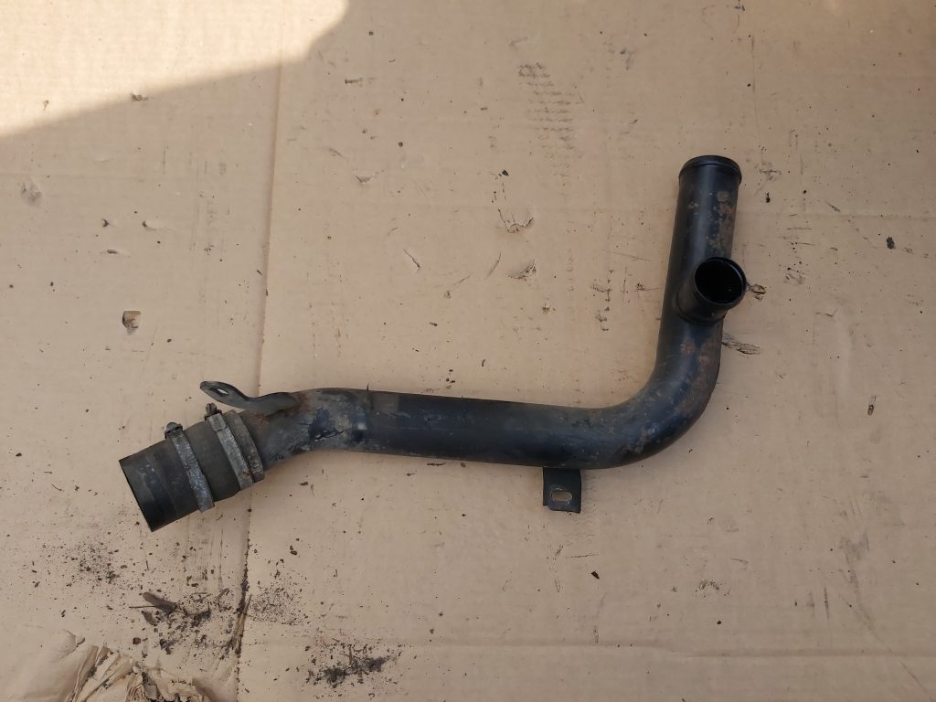 Dzesēšanas caurules priekš VOLVO C30 2008 BLACK 1 Dzesēšanas caurules priekš VOLVO C30 2008 BLACK