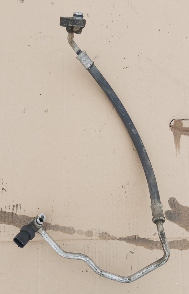 Gaisa kondicioniera galvenā caurule priekš TOYOTA AVENSIS 2004 1 Gaisa kondicioniera galvenā caurule priekš TOYOTA AVENSIS 2004