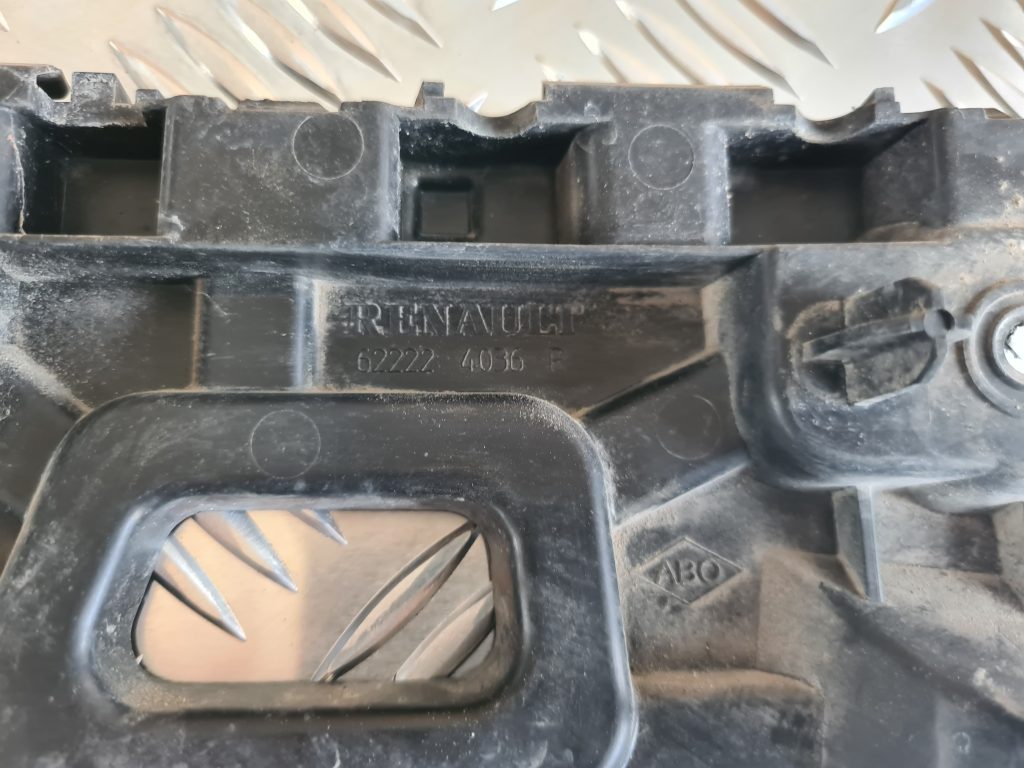 Priekšējā spārna un bufera stiprinājums priekš DACIA LODGY 2014 2 Priekšējā spārna un bufera stiprinājums priekš DACIA LODGY 2014