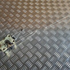 Priekšējo labo durvju slēdzene priekš DACIA LODGY 2014