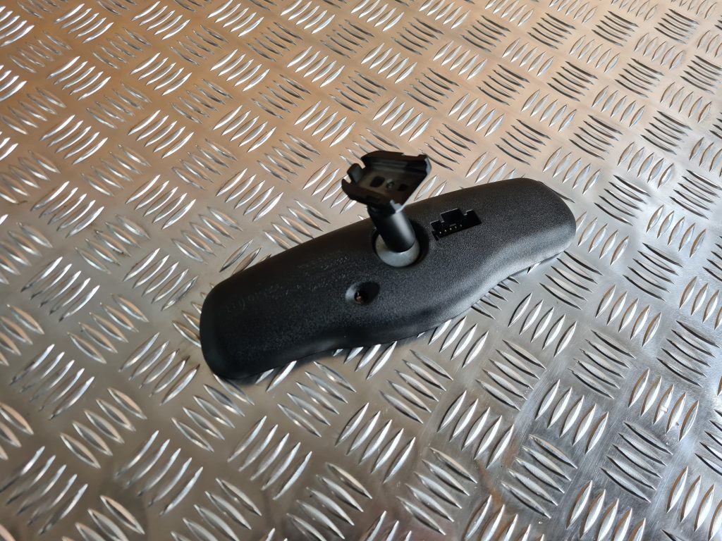 Salona atpakaļskata spogulis priekš CHRYSLER SEBRING 2006 2 Salona atpakaļskata spogulis priekš CHRYSLER SEBRING 2006