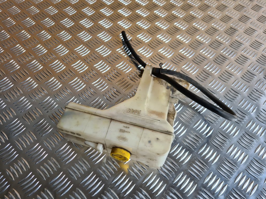 Dzesēšanas šķidruma tvertne priekš NISSAN X-TRAIL 2005 3 Dzesēšanas šķidruma tvertne priekš NISSAN X-TRAIL 2005