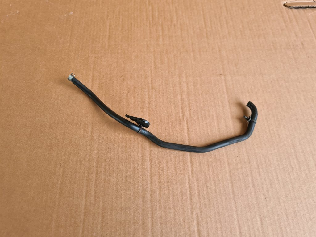 Dzesēšanas caurule priekš NISSAN X-TRAIL 2005 1 Dzesēšanas caurule priekš NISSAN X-TRAIL 2005