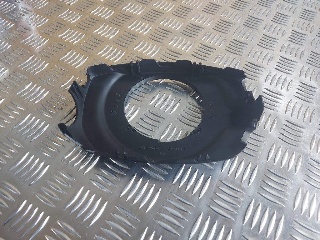 Stūres statnes putekļu aizsargs (salonā) priekš BMW 525 E60 2006 OLIVE 2 Stūres statnes putekļu aizsargs (salonā) priekš BMW 525 E60 2006 OLIVE