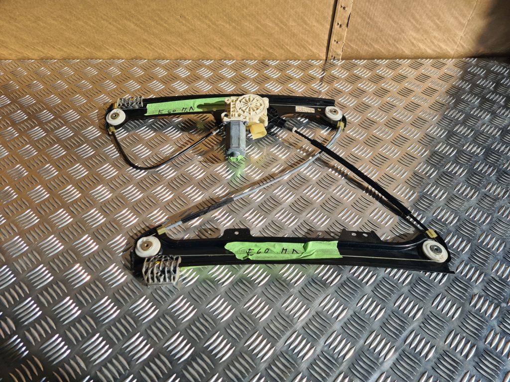 Stikla pacelšanas mehānisms priekšējais kreisais priekš BMW 525 E60 2006 OLIVE 4 Stikla pacelšanas mehānisms priekšējais kreisais priekš BMW 525 E60 2006 OLIVE