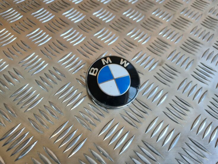 Logotips/Emblema priekš BMW 525 E60 2006 OLIVE 1