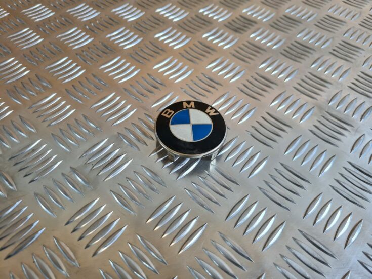 20200923 110953 v01 - Logotips/Emblema priekš BMW 525 2006