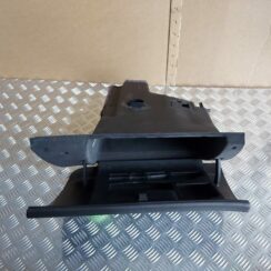 Mantu glabāšanas nodalījums pasažiera pusē priekš PEUGEOT 407 2006