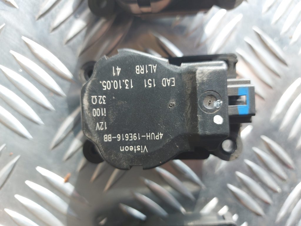 Apsildes sistēmas aktuators priekš PEUGEOT 407 2006 3 Apsildes sistēmas aktuators priekš PEUGEOT 407 2006