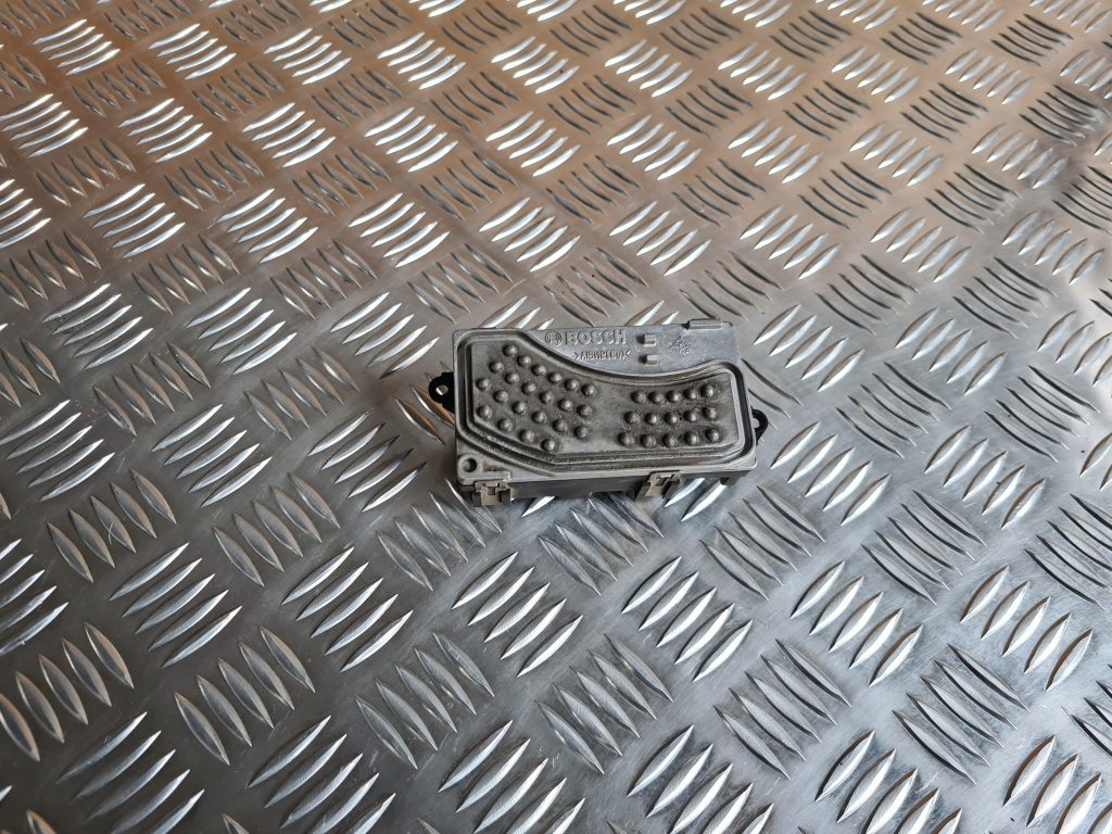 Salona ventilatora rezistors priekš AUDI A6 AVANT 2007 QUATTRO 2 Salona ventilatora rezistors priekš AUDI A6 AVANT 2007 QUATTRO