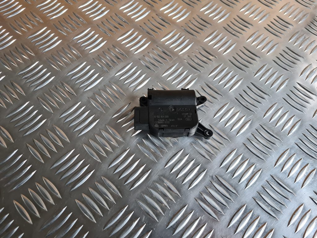 Apsildes sistēmas aktuators priekš AUDI A6 AVANT 2007 QUATTRO 3 Apsildes sistēmas aktuators priekš AUDI A6 AVANT 2007 QUATTRO