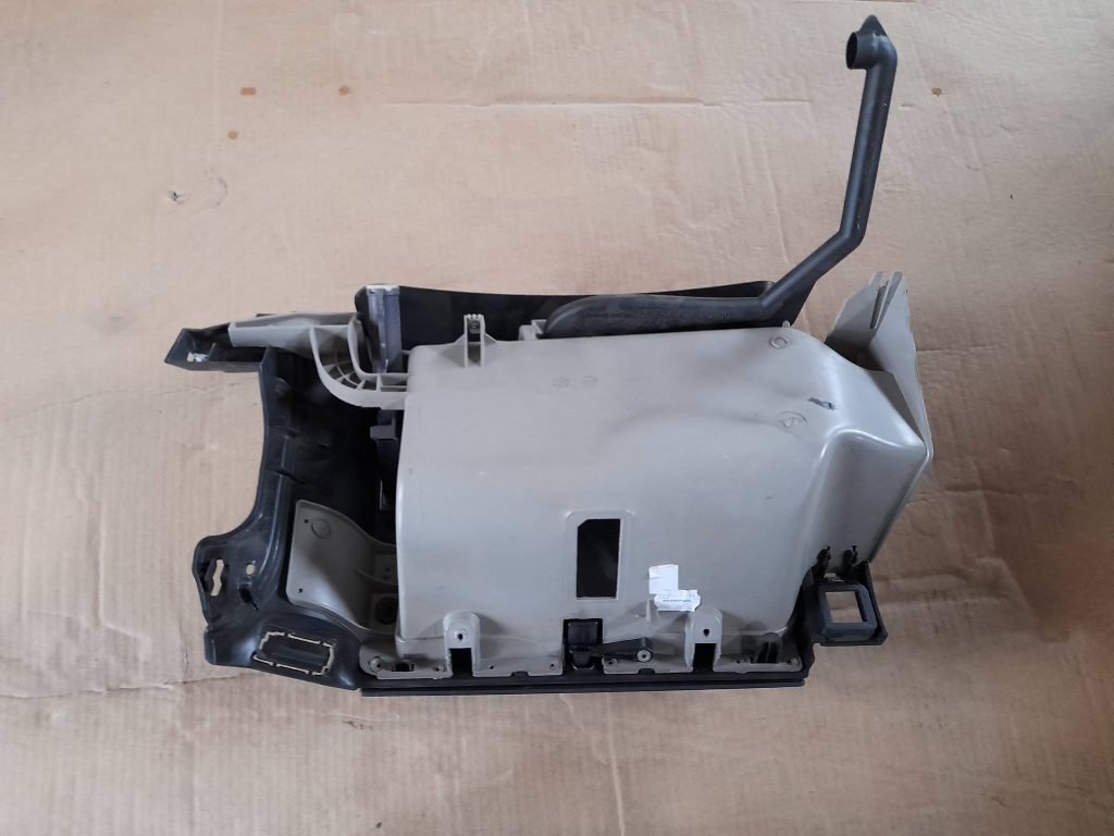 Mantu glabāšanas nodalījums pasažiera pusē priekš CITROEN PICASSO 2007 2 Mantu glabāšanas nodalījums pasažiera pusē priekš CITROEN PICASSO 2007