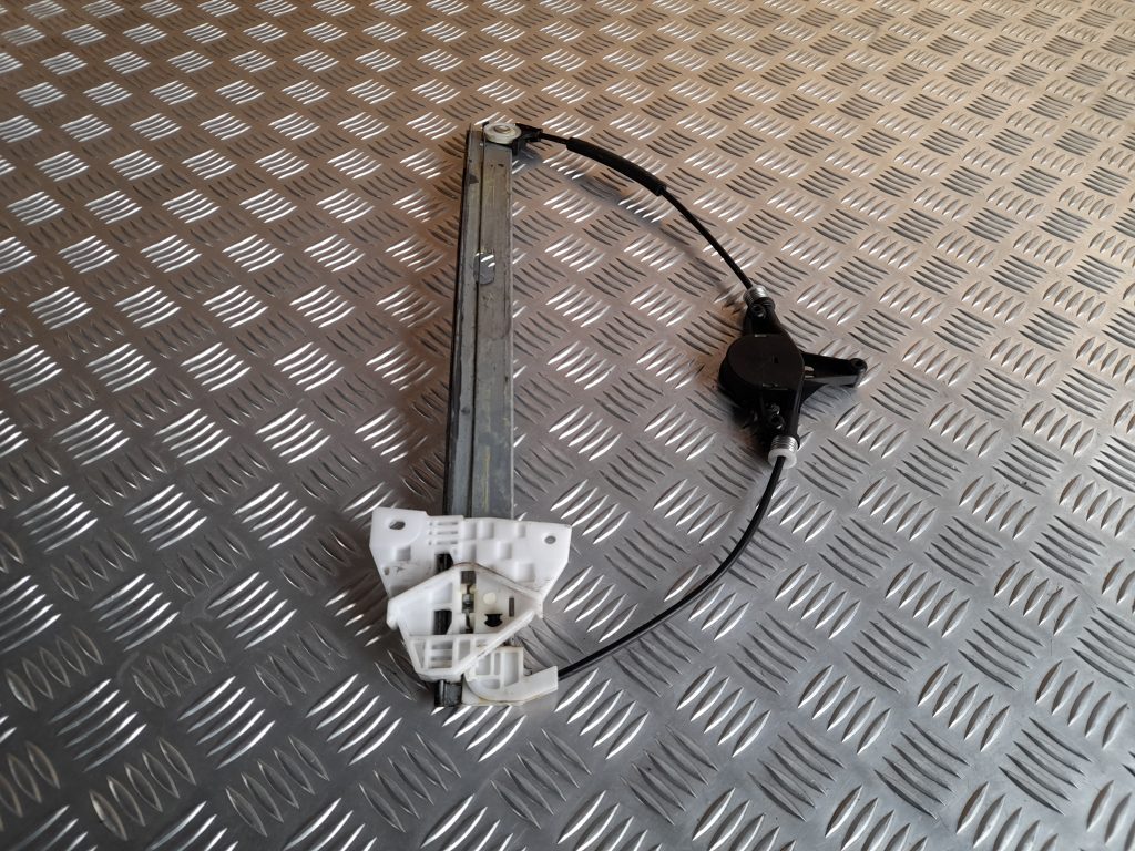 Stikla pacelšanas mehānisms aizmugurējais labais priekš MAZDA 6 2008 1 Stikla pacelšanas mehānisms aizmugurējais labais priekš MAZDA 6 2008